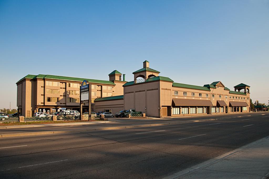 Days Inn By Wyndham Calgary South Exterior foto